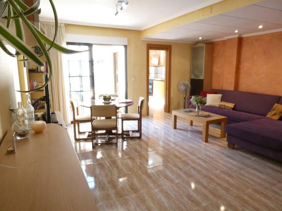 Large Duplex Penthouse 3 Minutes From The *