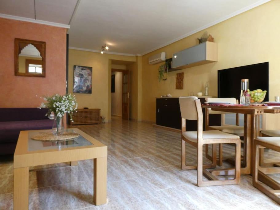 Large Duplex Penthouse 3 Minutes From The *