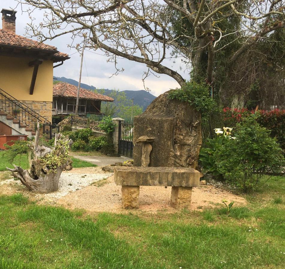 La Casa De Güelos *