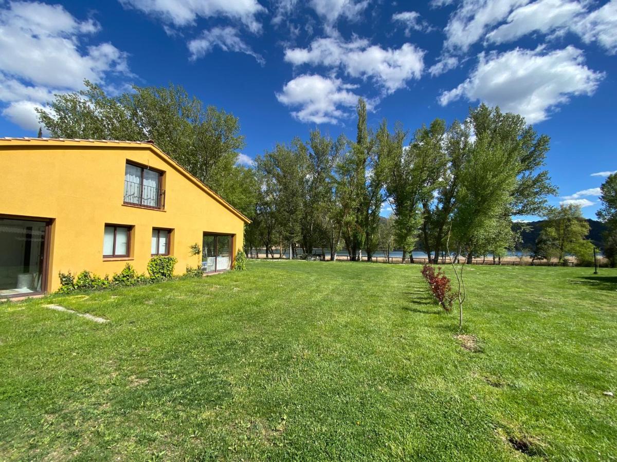 Casa Rural En El Pantano De Bolarque Primera Linea Del Lago Aunon