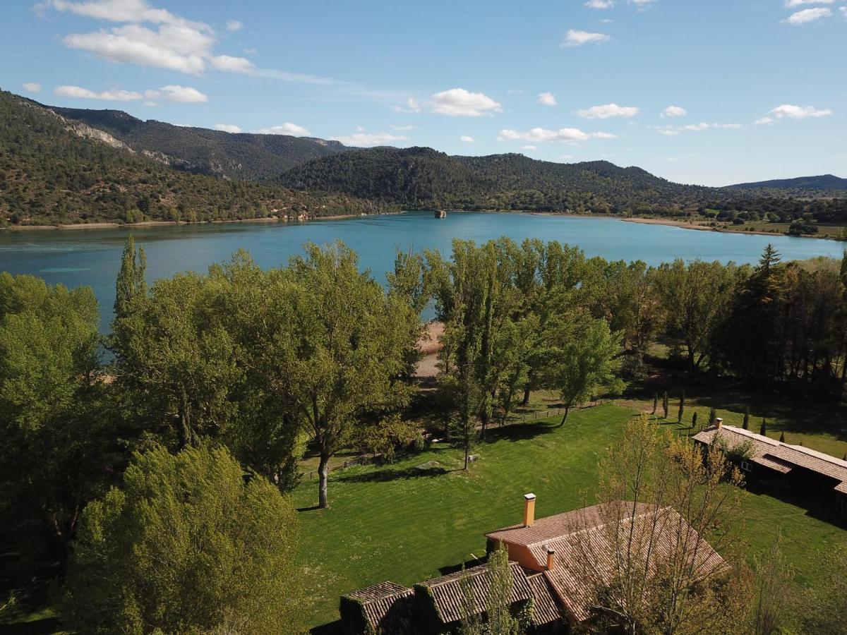 Casa Rural En El Pantano De Bolarque Primera Linea Del Lago Holiday home Aunon