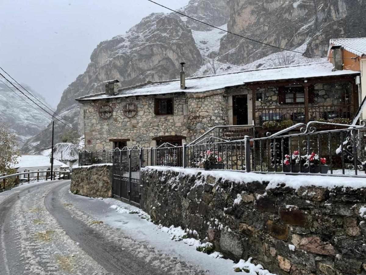Apartamento Rurales La Laguna Somiedo *