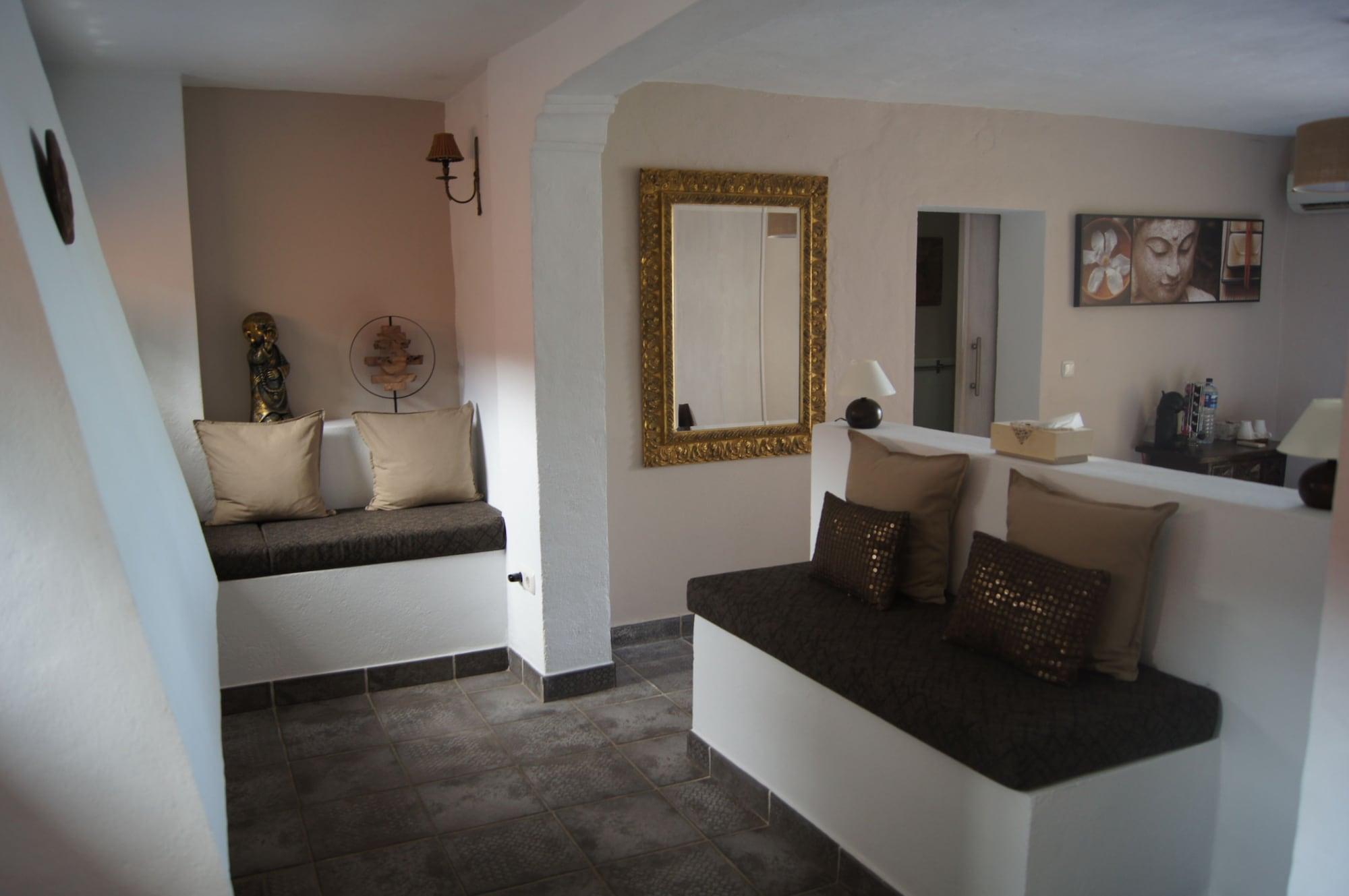 Casa De Orange Bed & Breakfast 3*