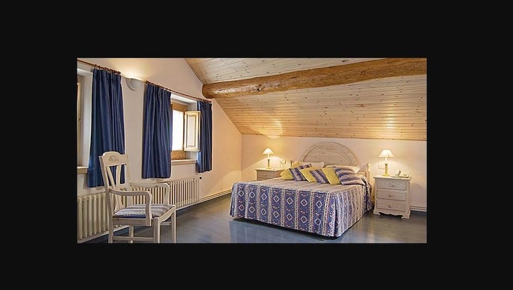 Jaume Hotel Alp