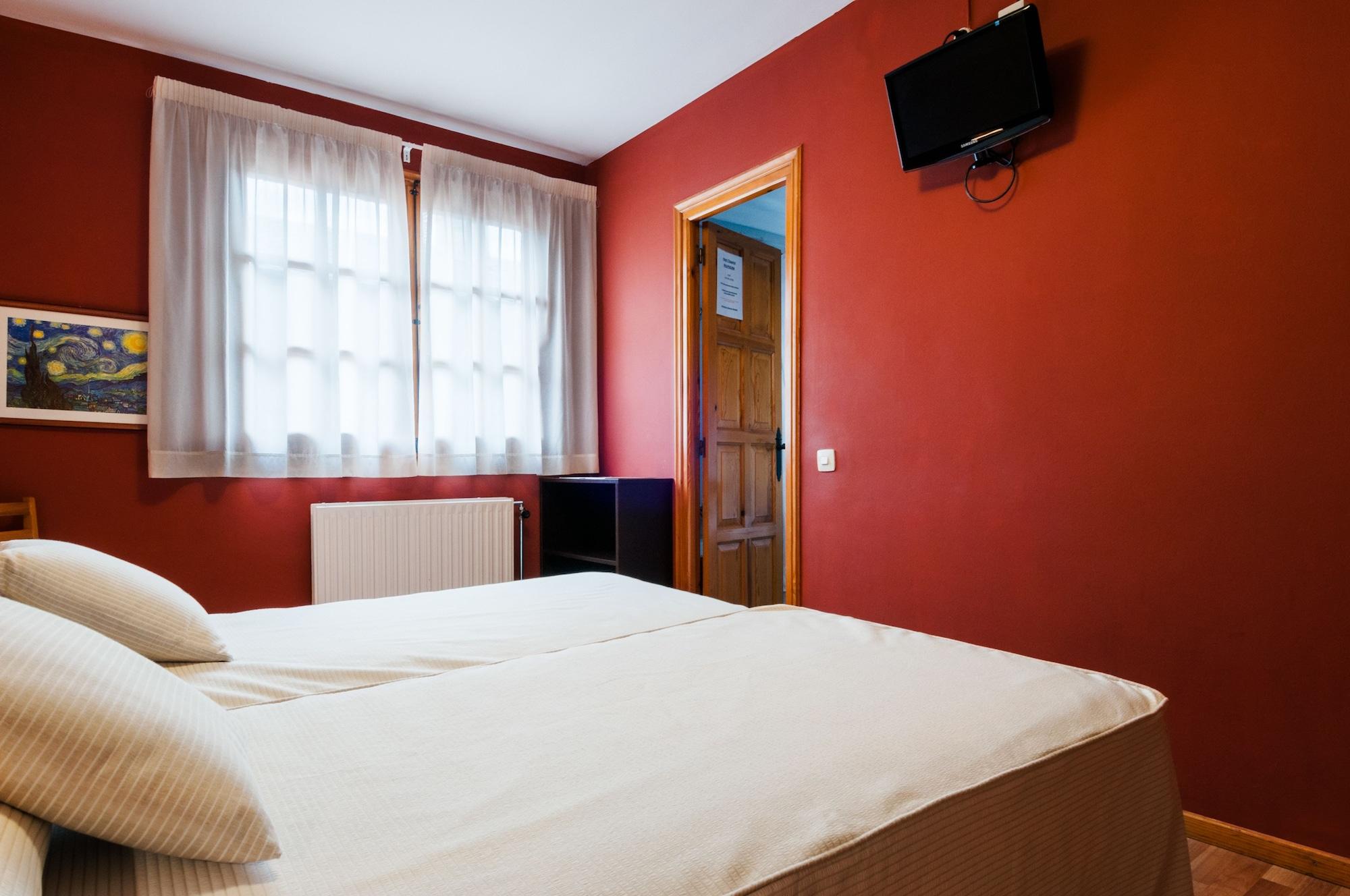 Esquirol (adults Only) Llivia