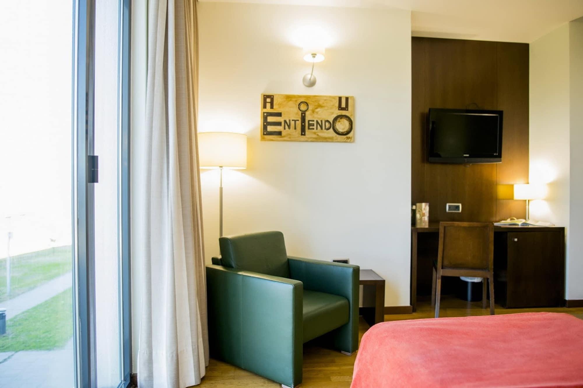 Hotel Hospedium Valles De Gredos Golf 4*