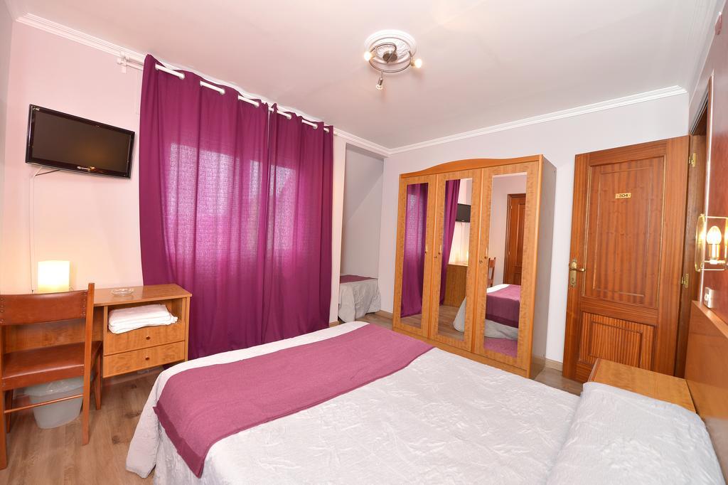 Santa Cruz Hotel *