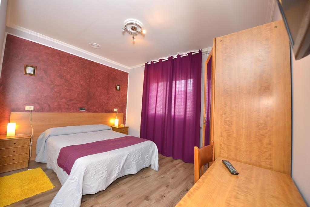Santa Cruz Hotel *
