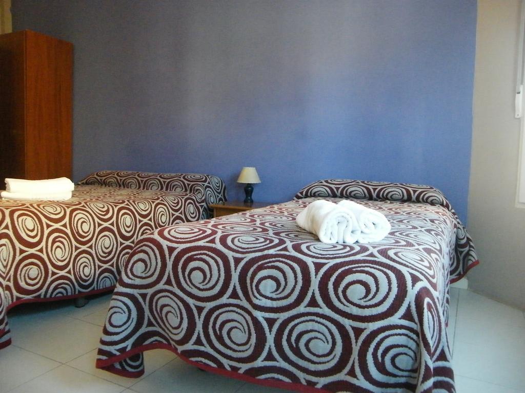 Guest house Pension Corona Zaragoza