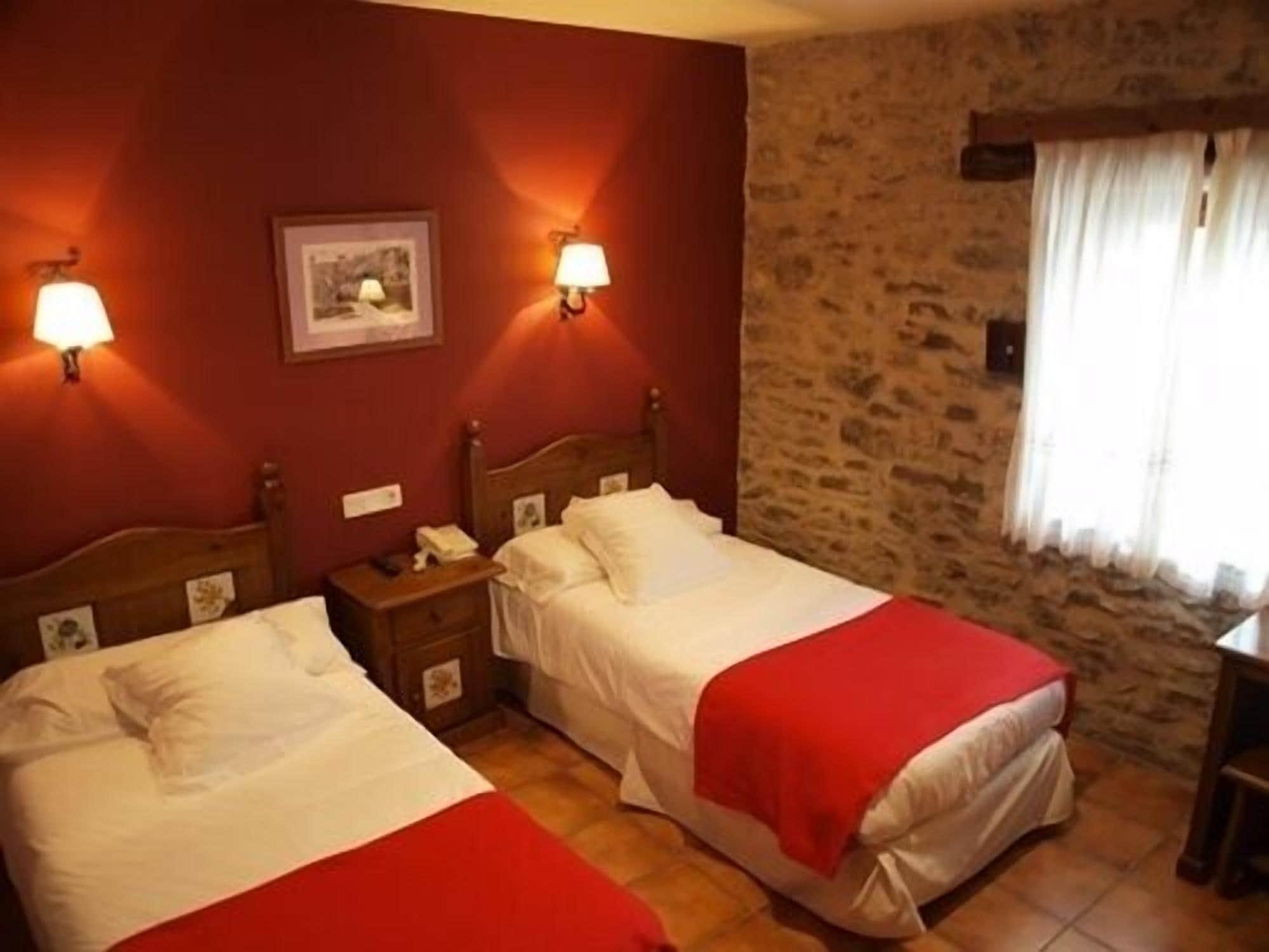 La Vega Hotel 3*