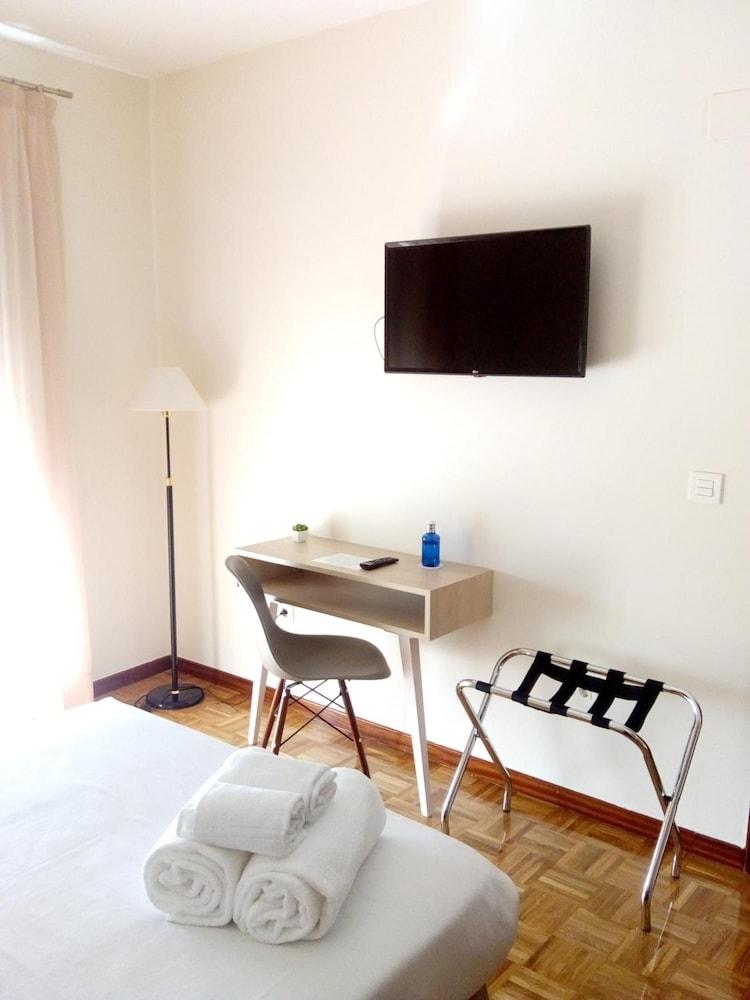 Hotel Puerta 3*
