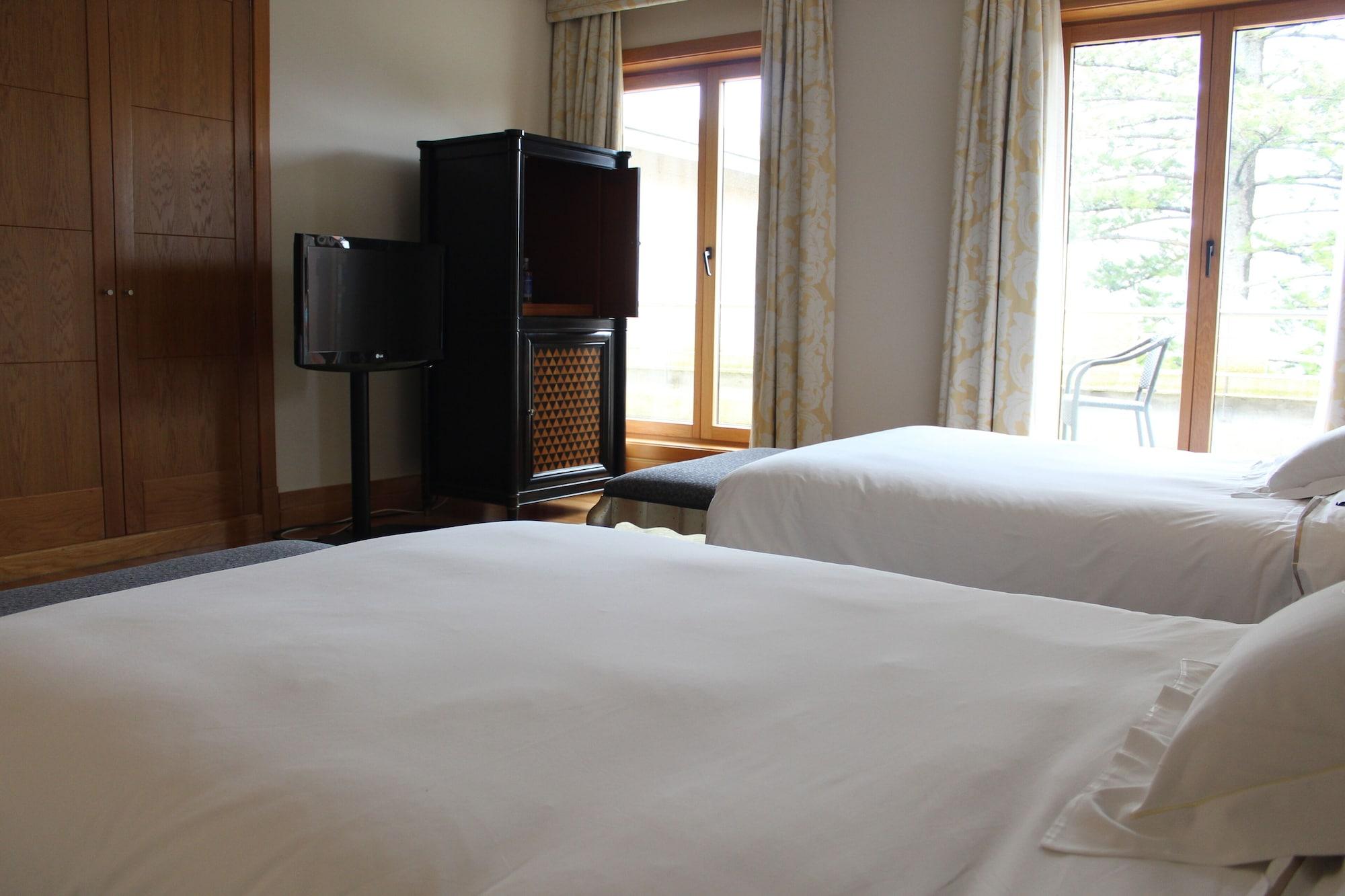 Hotel Pazo Escudos &