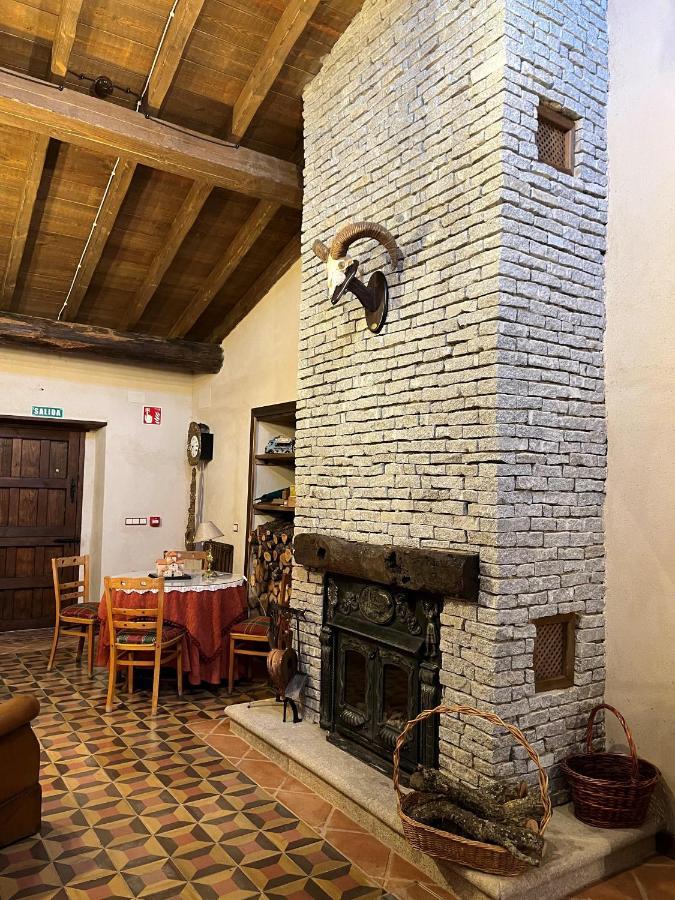 La Centenaria De Alaraz Holiday home *