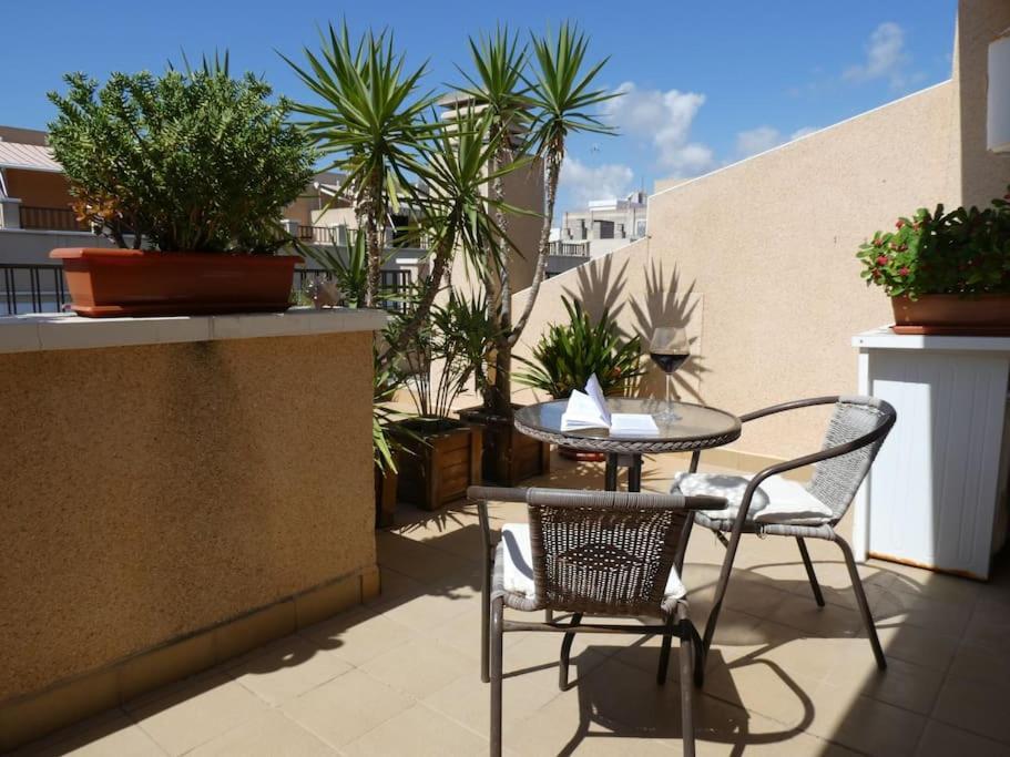 Large Duplex Penthouse 3 Minutes From The Apartamento