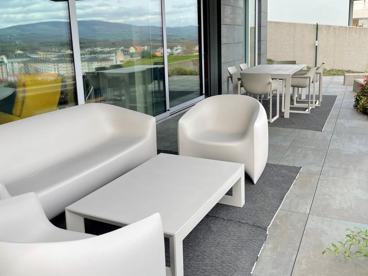 Tres Prismas Exclusive Sarria