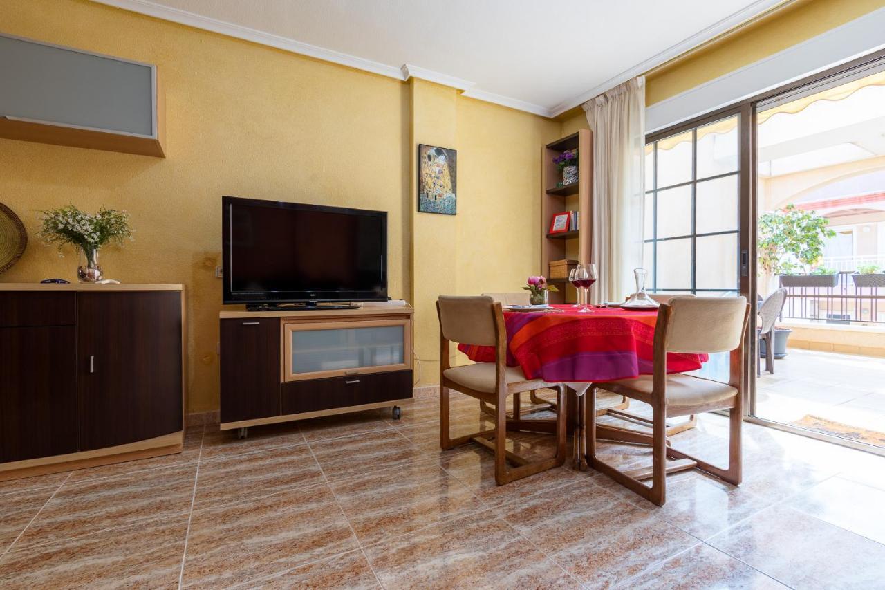 Large Duplex Penthouse 3 Minutes From The *