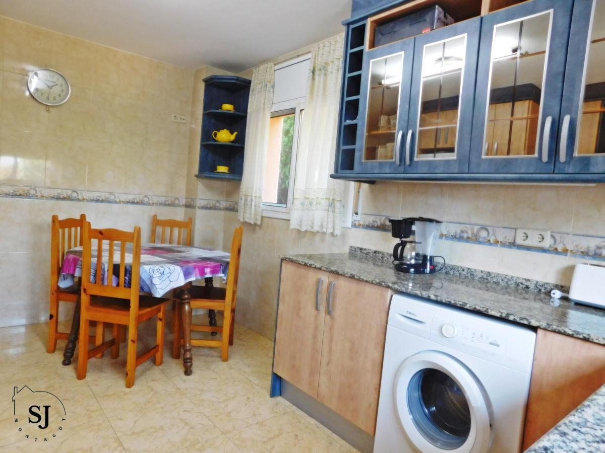Сasa de vacaciones Agradable Casa Con Piscina En