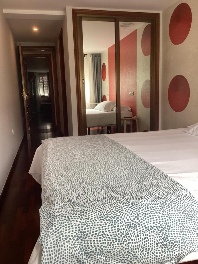 Hotel Saudade Hostal Cafeteria A Coruna