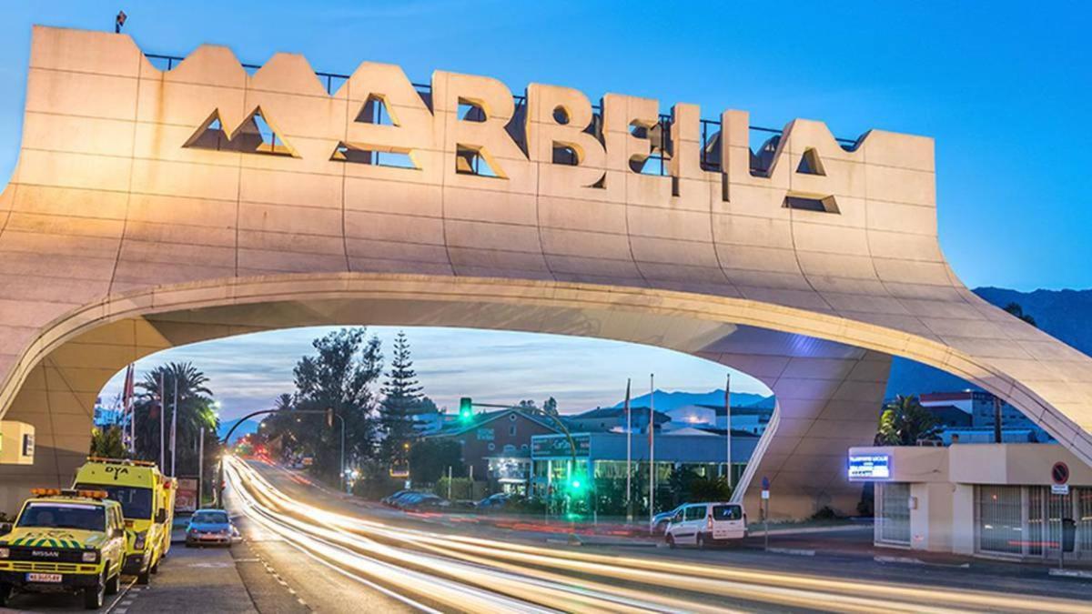 Apartamento Oleholidays 806 Romana Playa Primera Línea De Playa Marbella