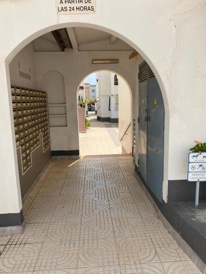 El Paraiso, 3 Bed 2 Bath, 300m From The Sea Apartment *