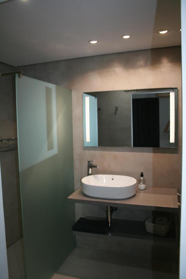 En Primera Linea/beachfront Apartment *