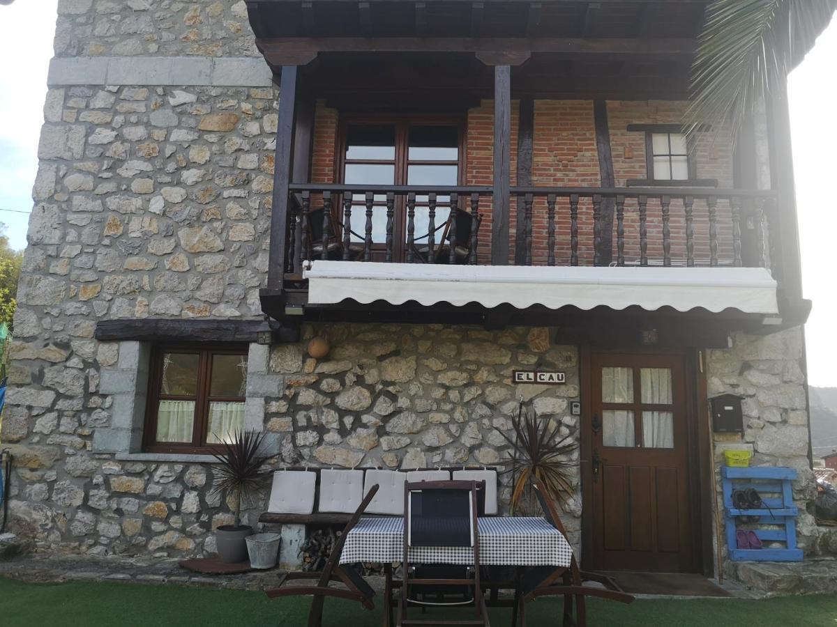 Casa Rural El Cau Country house