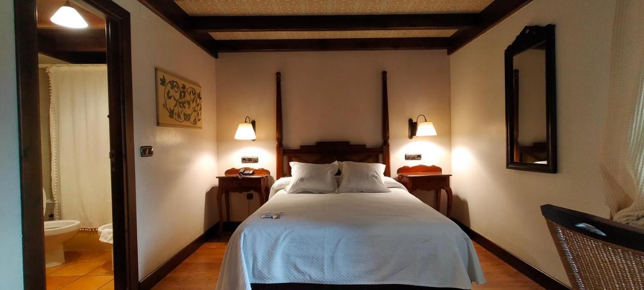 Hotel De Torla