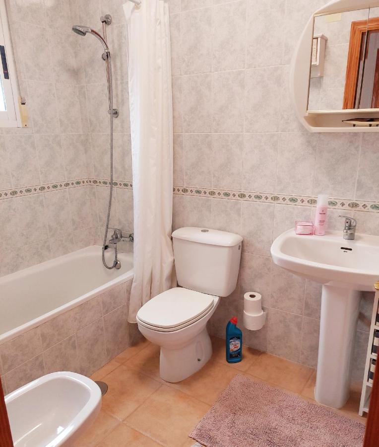 Fabulous Detached Large 5 Bedrooms 3 Bathrooms Backing Onto Golf Course *