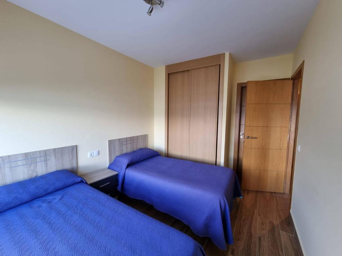 Vivienda De Tres En Primera Línea De Playa Apartamento