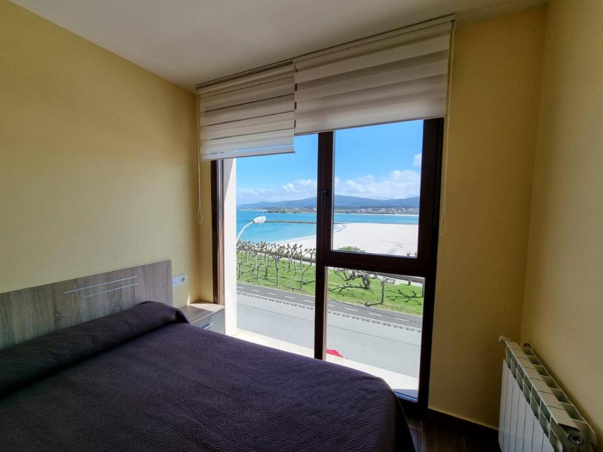 Apartamento Vivienda De Tres En Primera Línea De Playa Foz