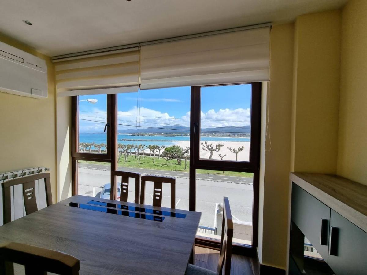 Vivienda De Tres En Primera Línea De Playa * Foz