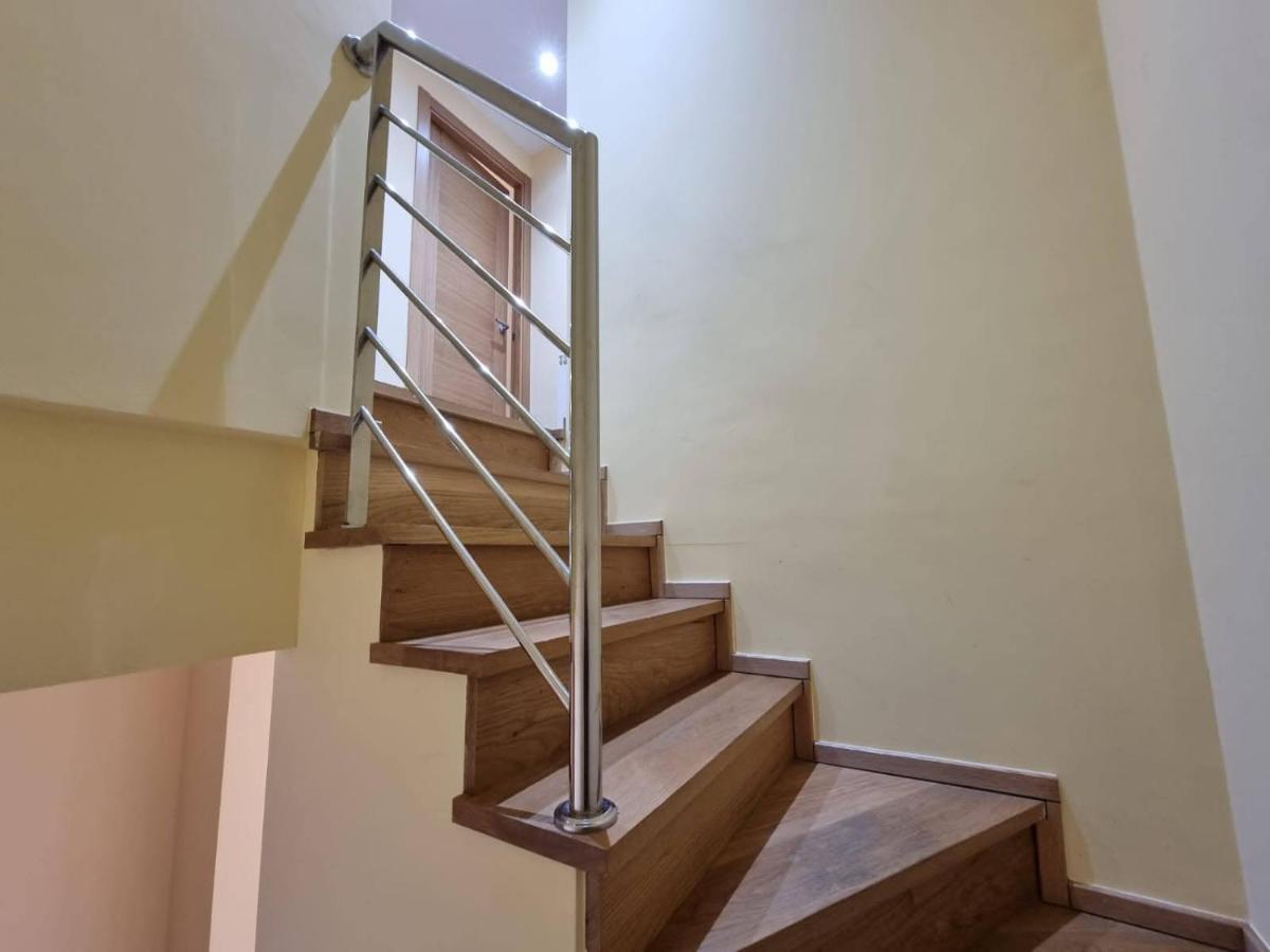 Vivienda De Tres En Primera Línea De Playa Apartamento *