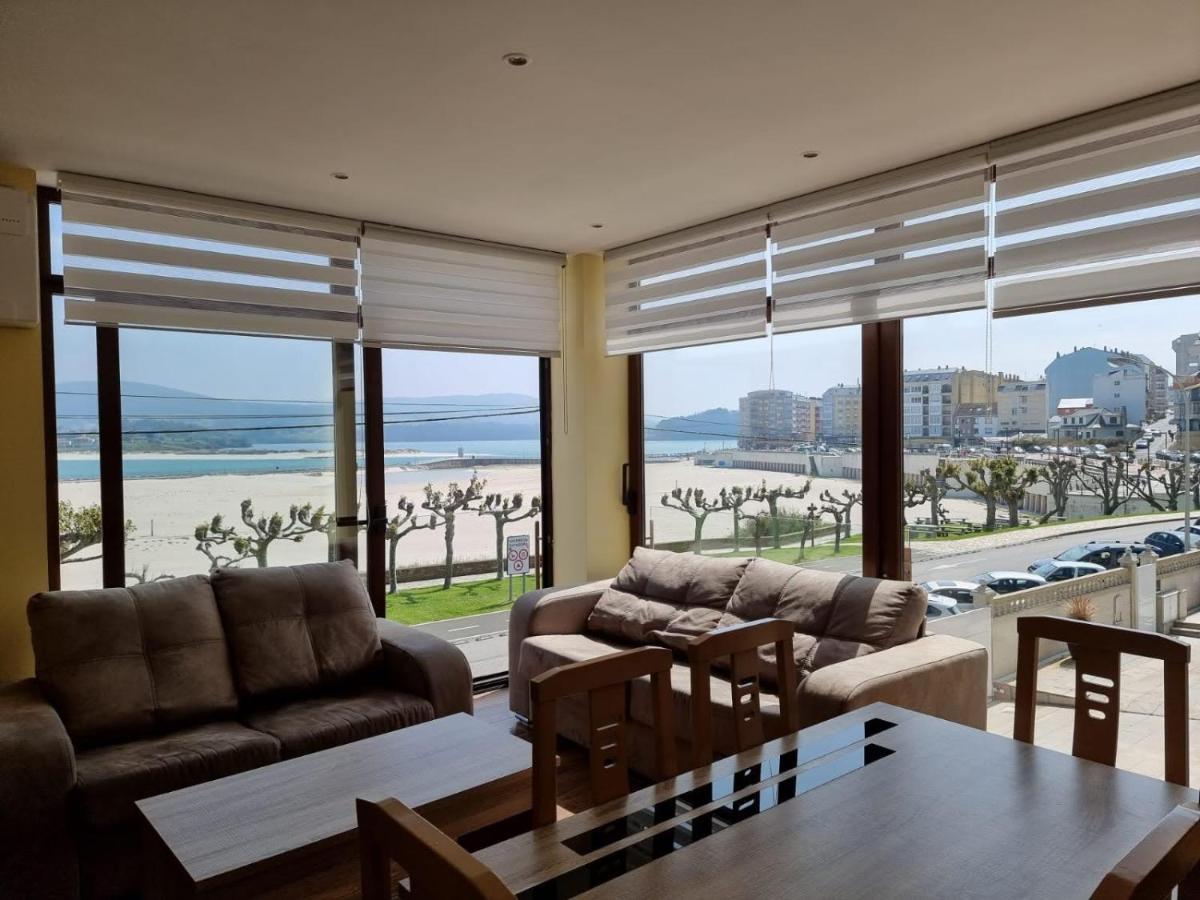 Vivienda De Tres En Primera Línea De Playa Apartamento