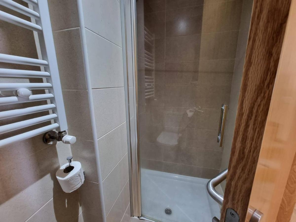 Vivienda De Tres En Primera Línea De Playa Apartamento