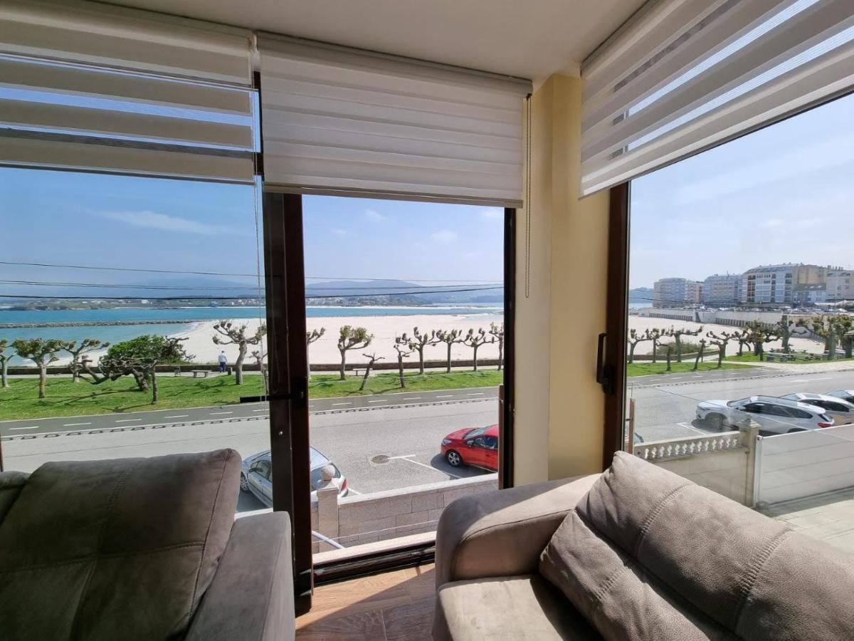Vivienda De Tres En Primera Línea De Playa Apartamento