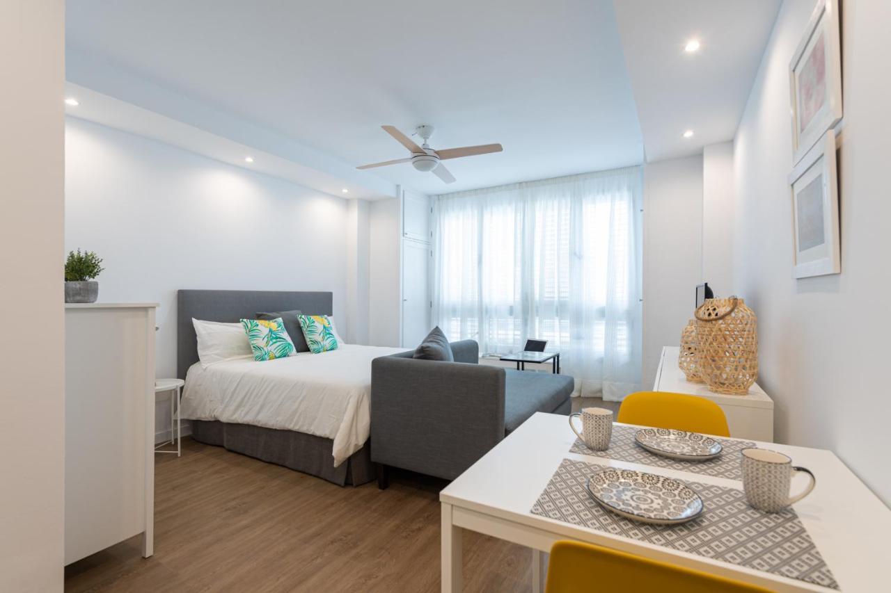 Homeforguest Moderno Estudio Junto A Canteras Apartment *