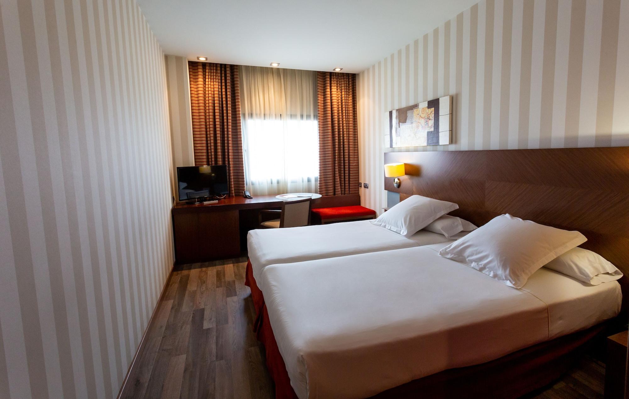 Hotel Artes Pinto