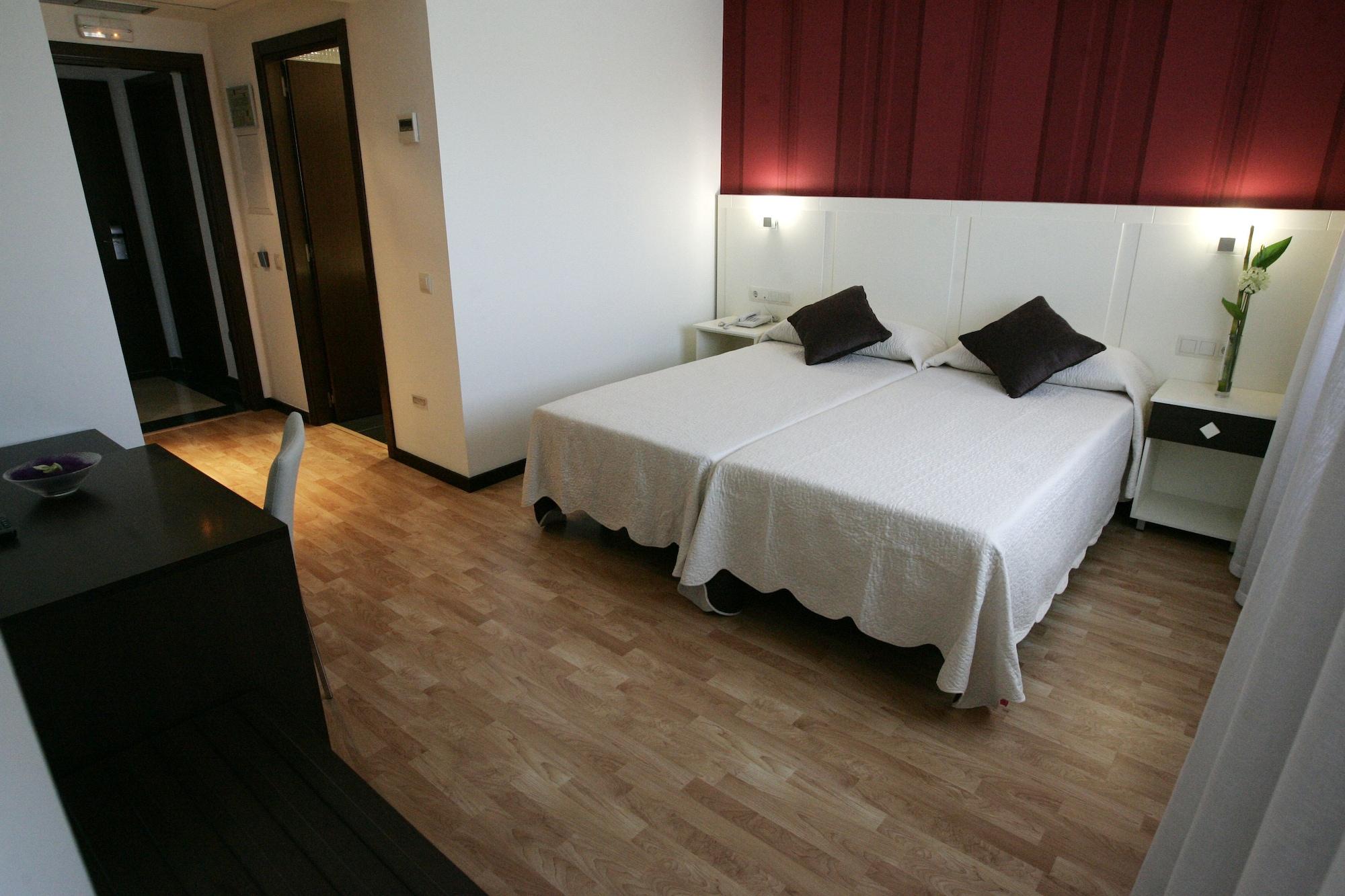 La Bastida 3*