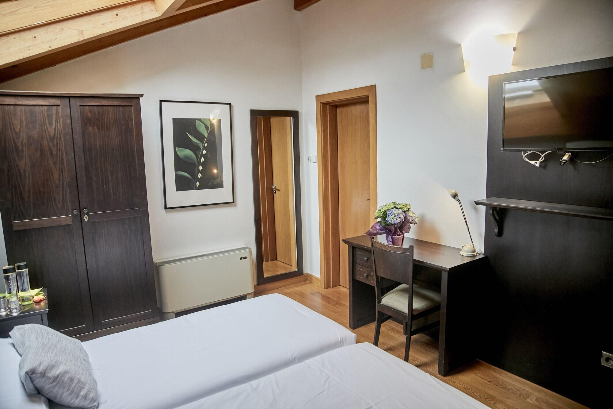 Casa Azcona Hotel Zizur Mayor