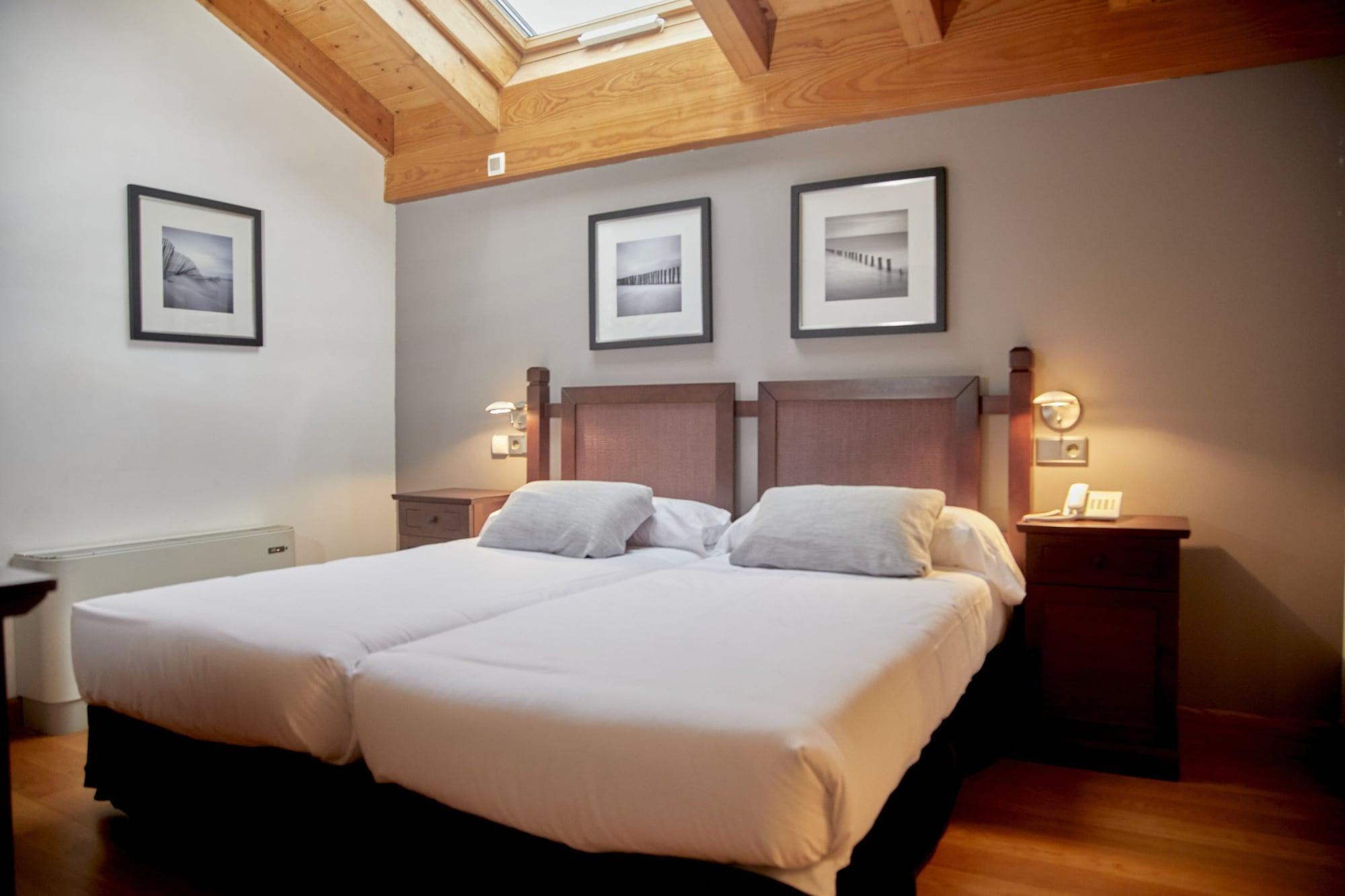 Hotel Casa Azcona 3*