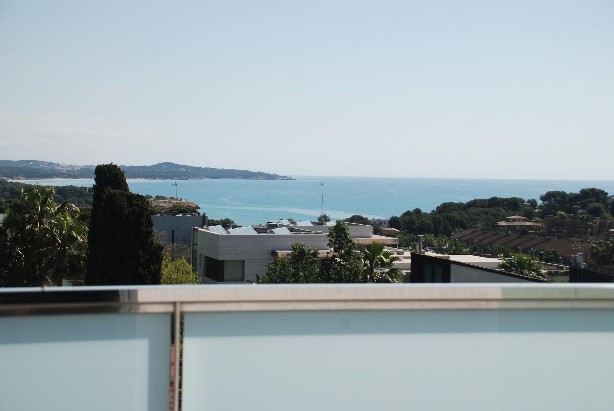 Hotel Astari 4*