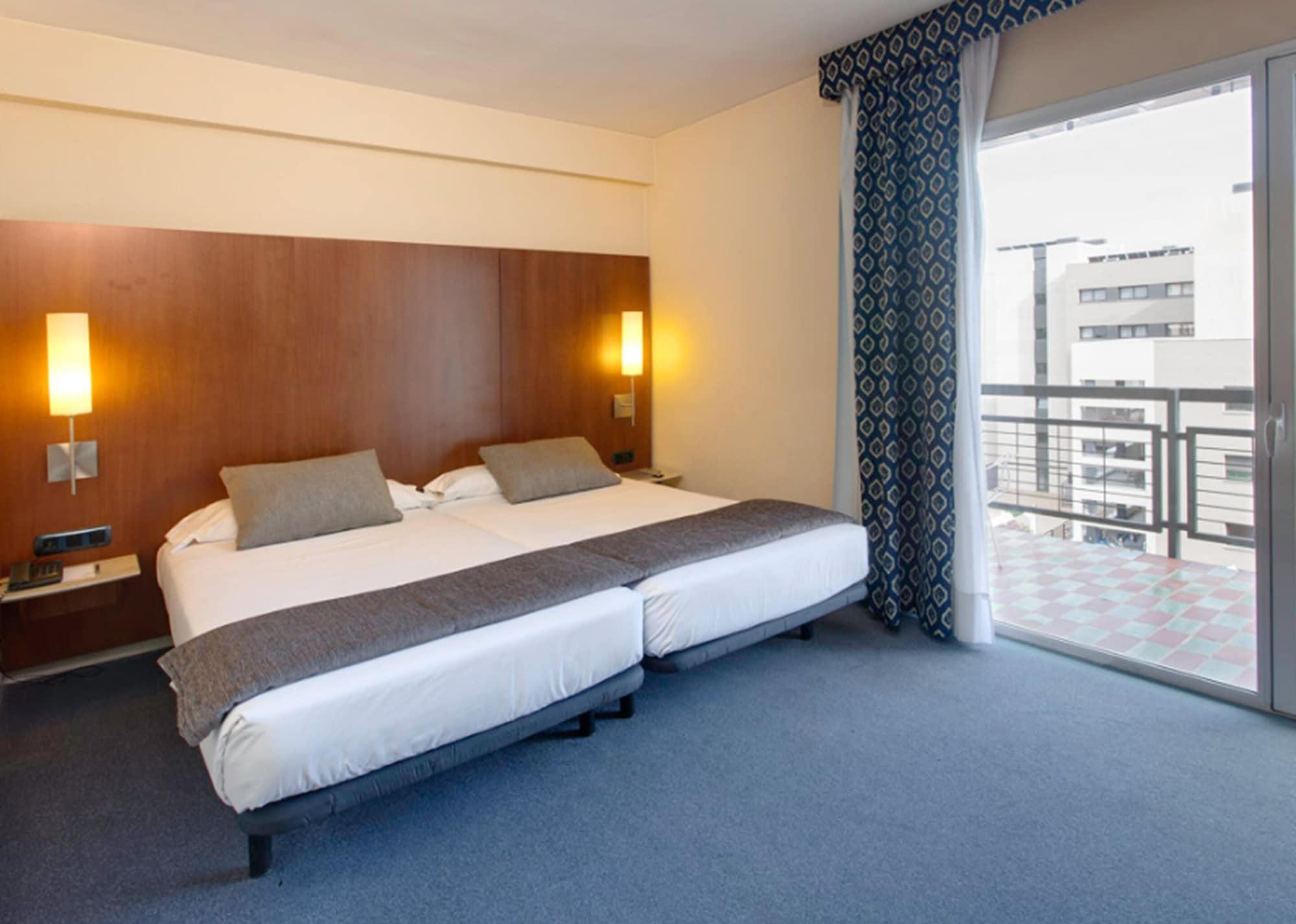 Astari Hotel 4*