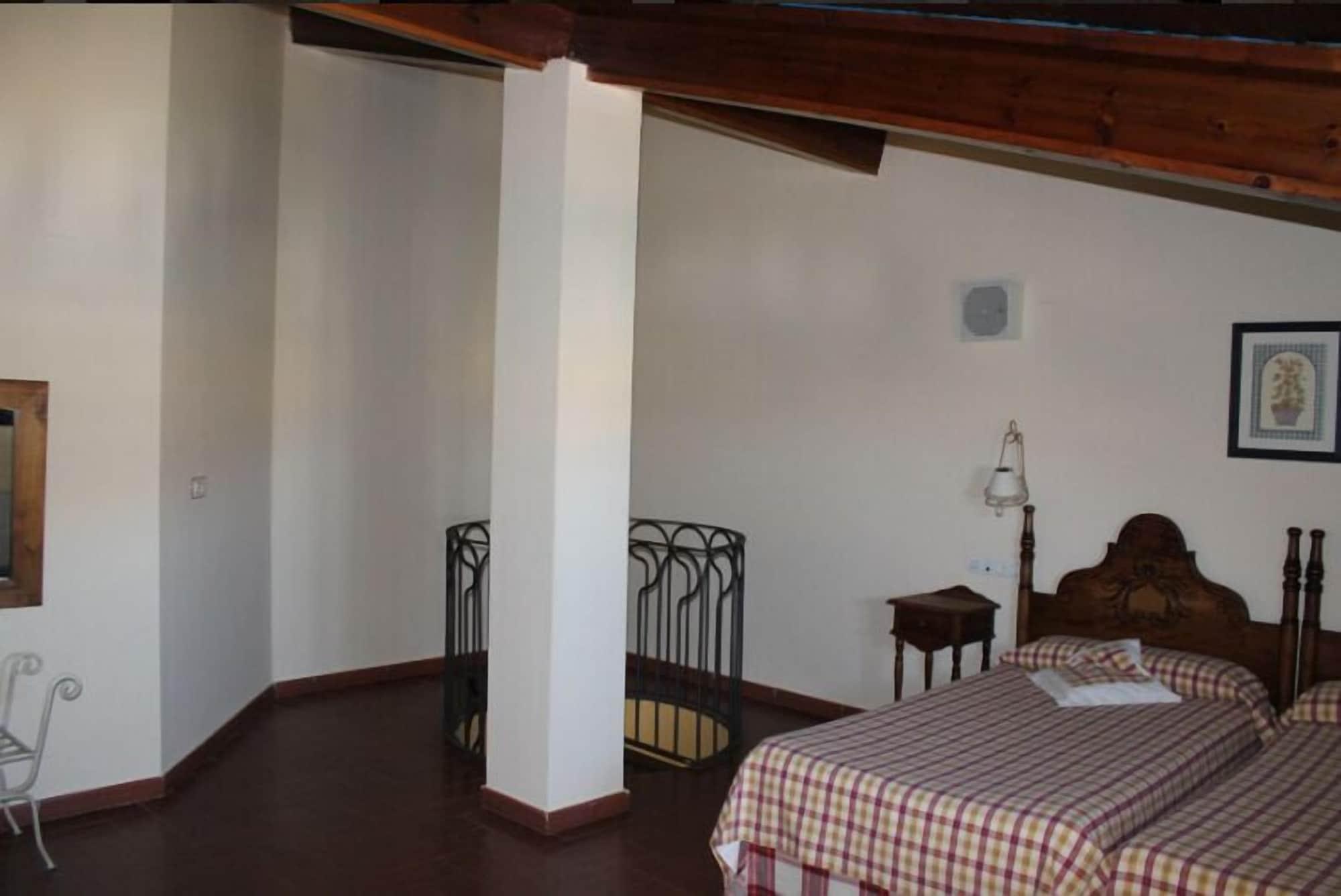 Hospederia Del Zenete Hotel 4*