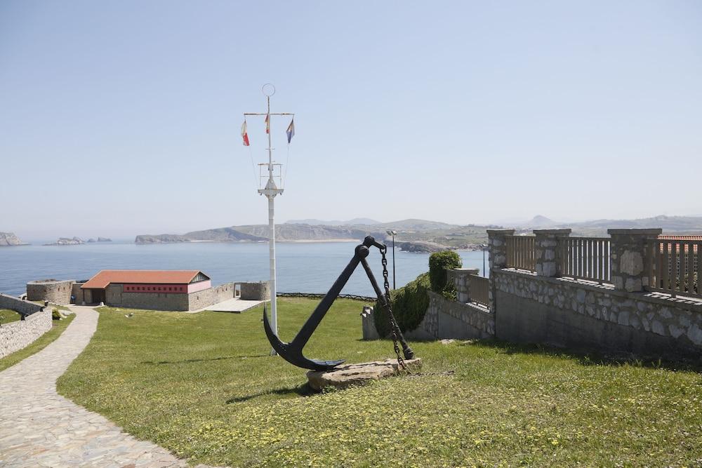 Hotel Gran Suances