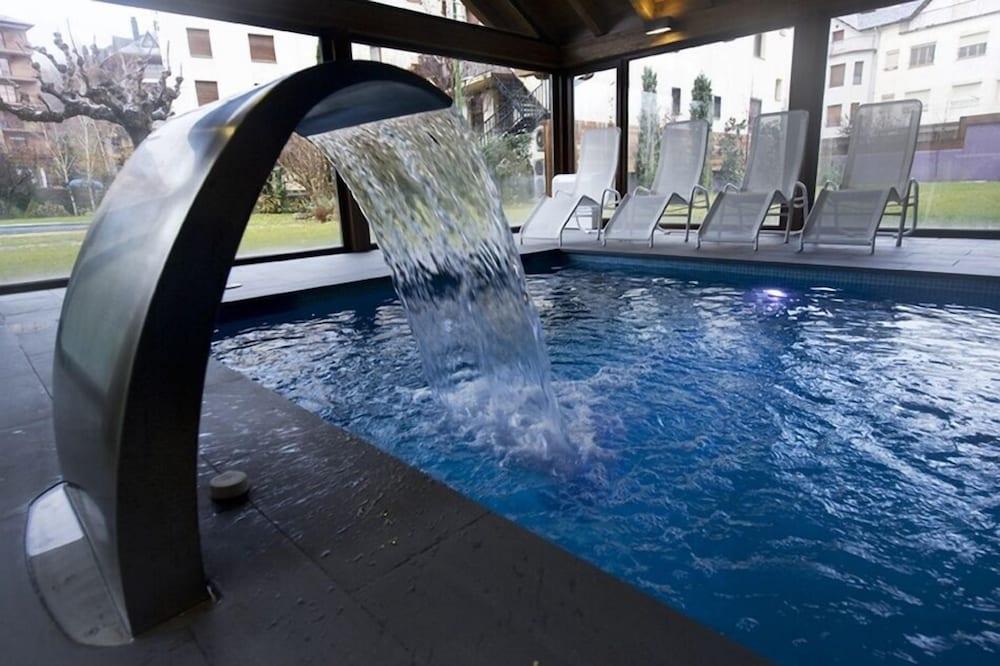 Pessets Adelaida Apartamento Sort