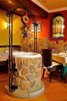 Hotel Huerta De Palomas 4*