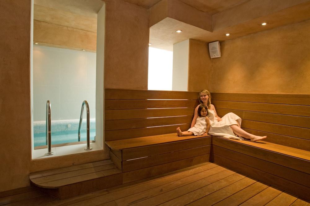 Palacio Del Obispo 3* Graus