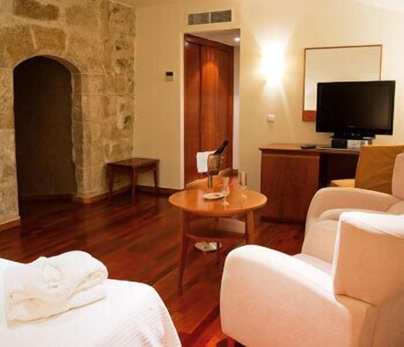 Hotel Hospedería Puente De Alconétar Garrovillas