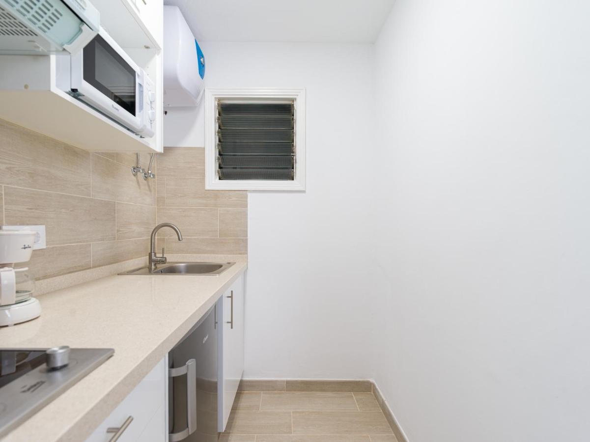 Apartment Studio Next To Las Canteras Beach - Wifi *