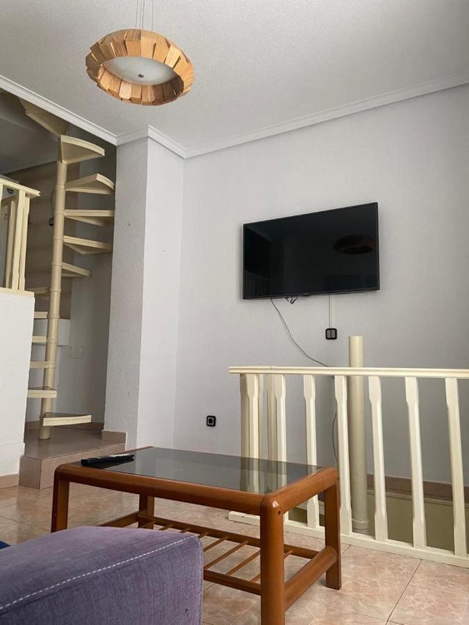 Precioso Apartamento Con Terraza. Apartamento *